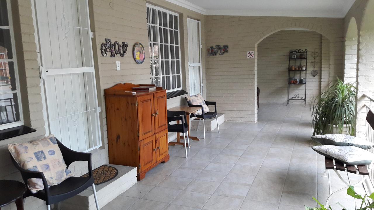 Js Inn Mbombela Exterior photo